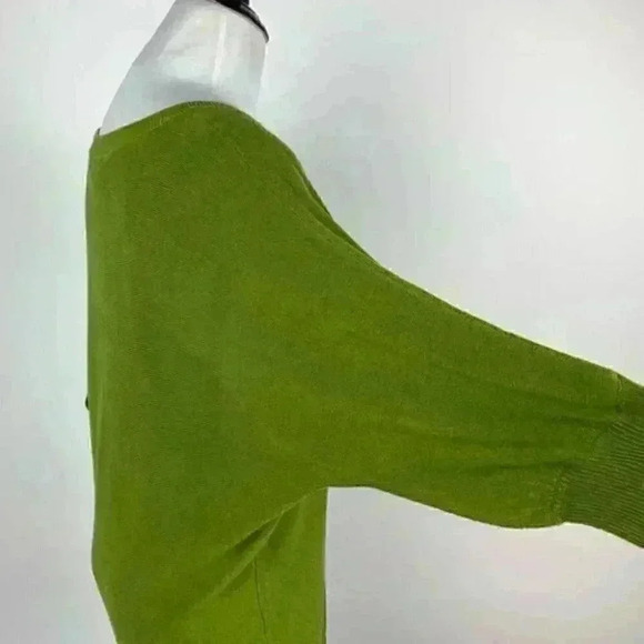 New York and Co sweater size XS Green V-neck Dolan - Picture 4 of 12